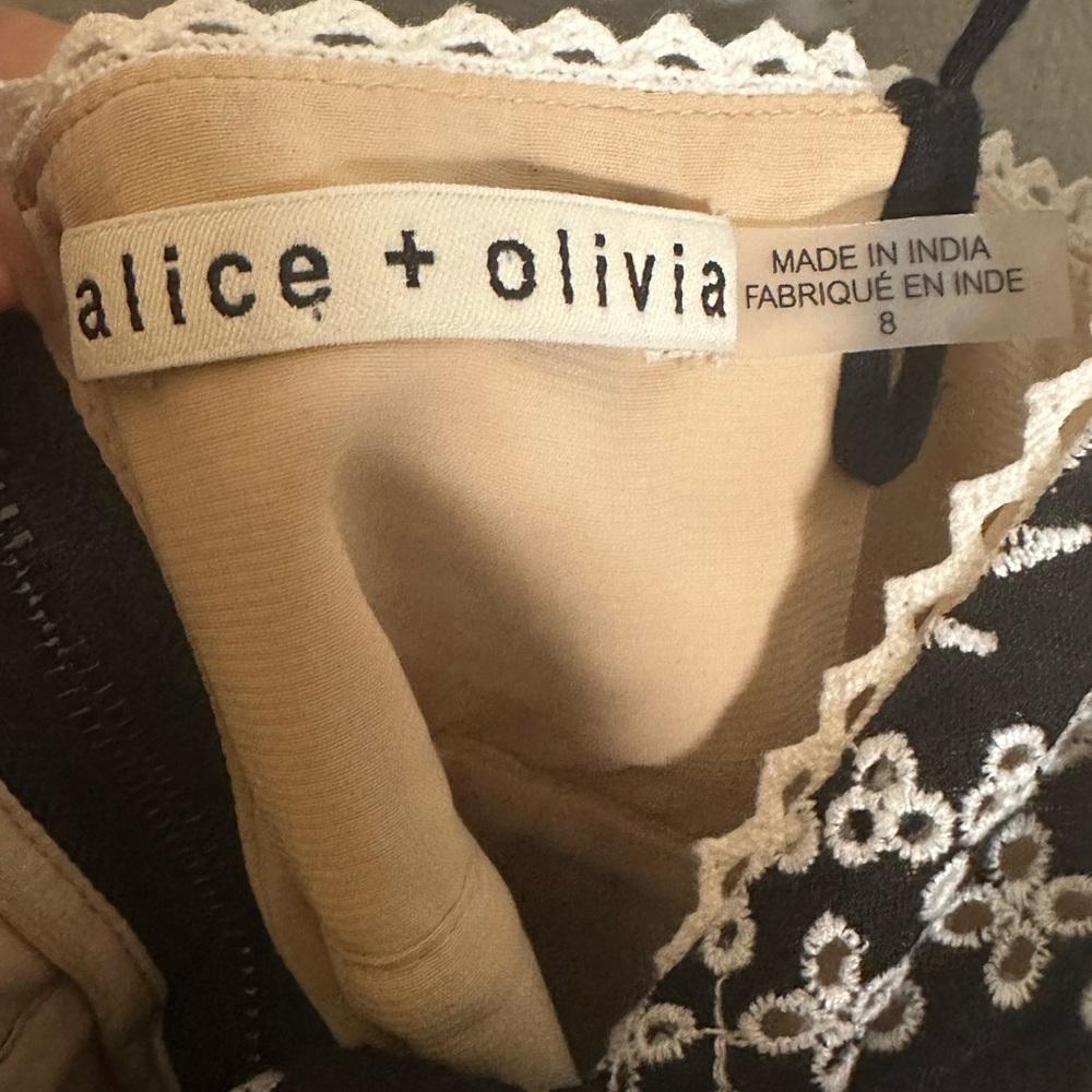 NWOT Alice + Olivia Roe Black and White Lace Embroidered Mini Dress - Picture 4 of 4